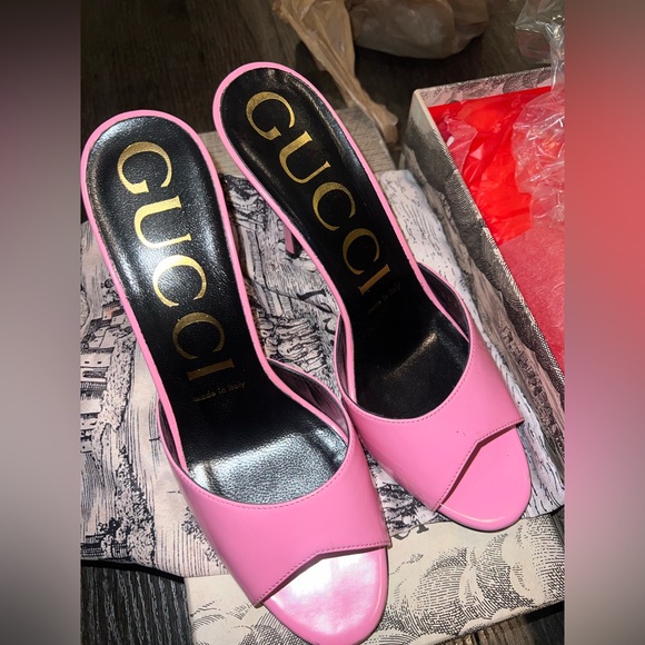 Pink Gucci mules - Picture 1 of 12